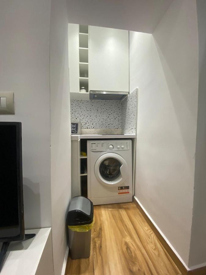 Luxury Apartment In Blloku Area Tirana Bagian luar foto