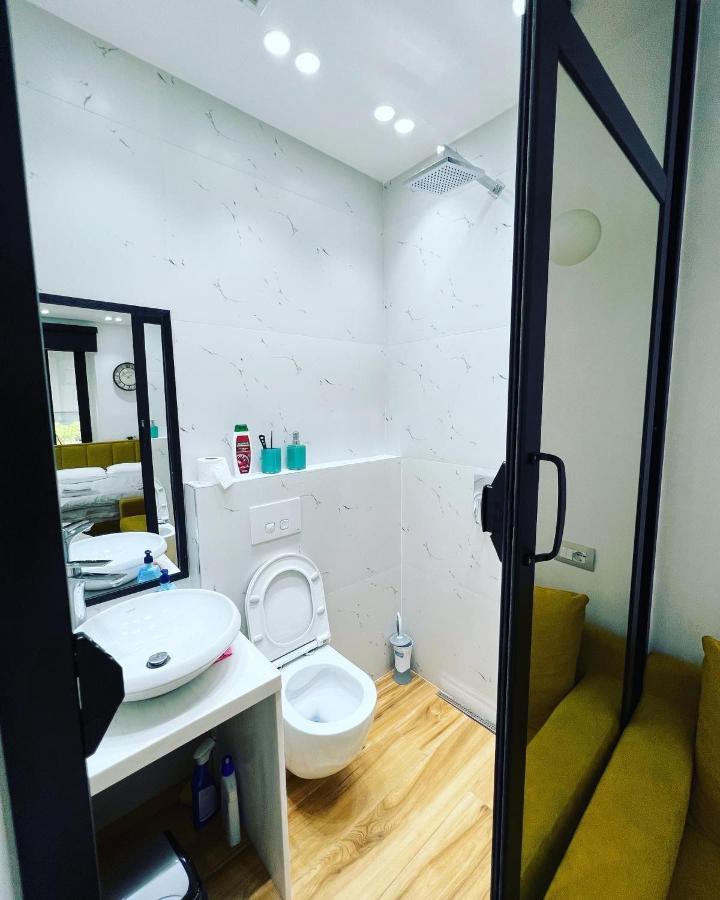 Luxury Apartment In Blloku Area Tirana Bagian luar foto