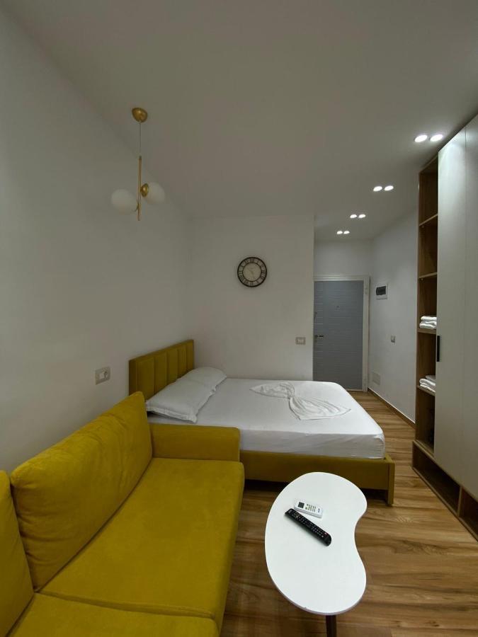 Luxury Apartment In Blloku Area Tirana Bagian luar foto